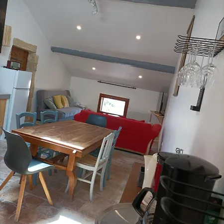 Apartment Le Nid Appt 2 Proche Pont Du Gard *